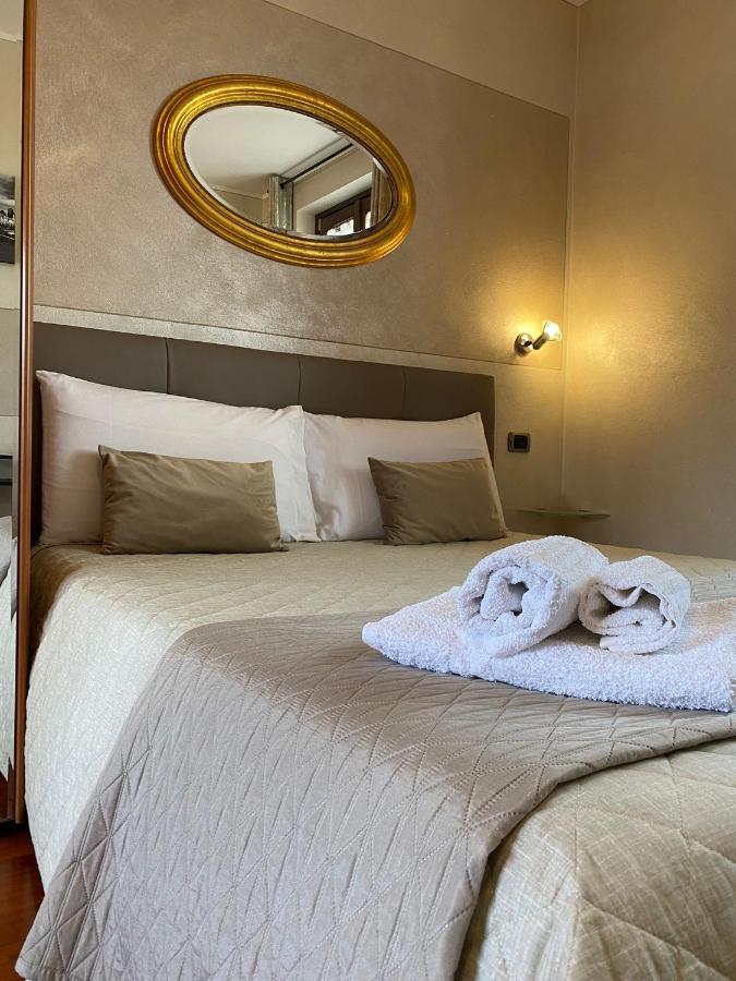 Villa Laura B&B ฟอสซาโน ภายนอก รูปภาพ