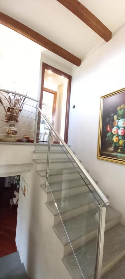 Villa Laura B&B ฟอสซาโน ภายนอก รูปภาพ