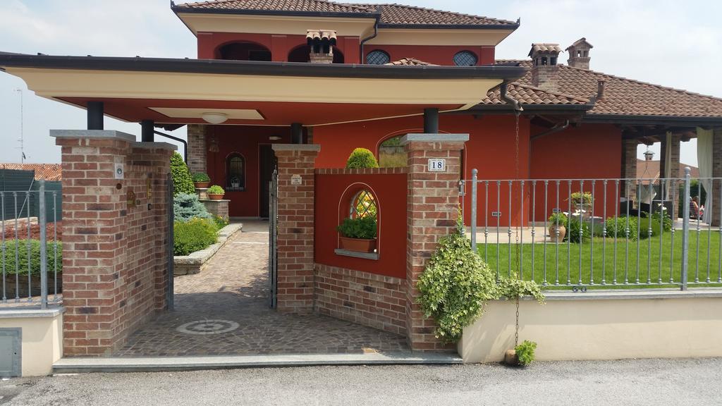 Villa Laura B&B ฟอสซาโน ภายนอก รูปภาพ