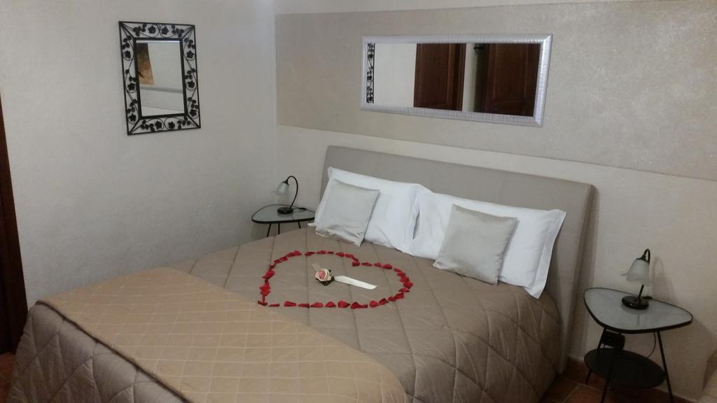 Villa Laura B&B ฟอสซาโน ภายนอก รูปภาพ