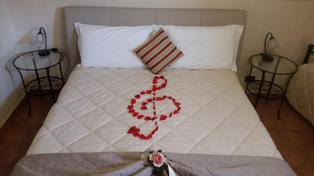 Villa Laura B&B ฟอสซาโน ภายนอก รูปภาพ