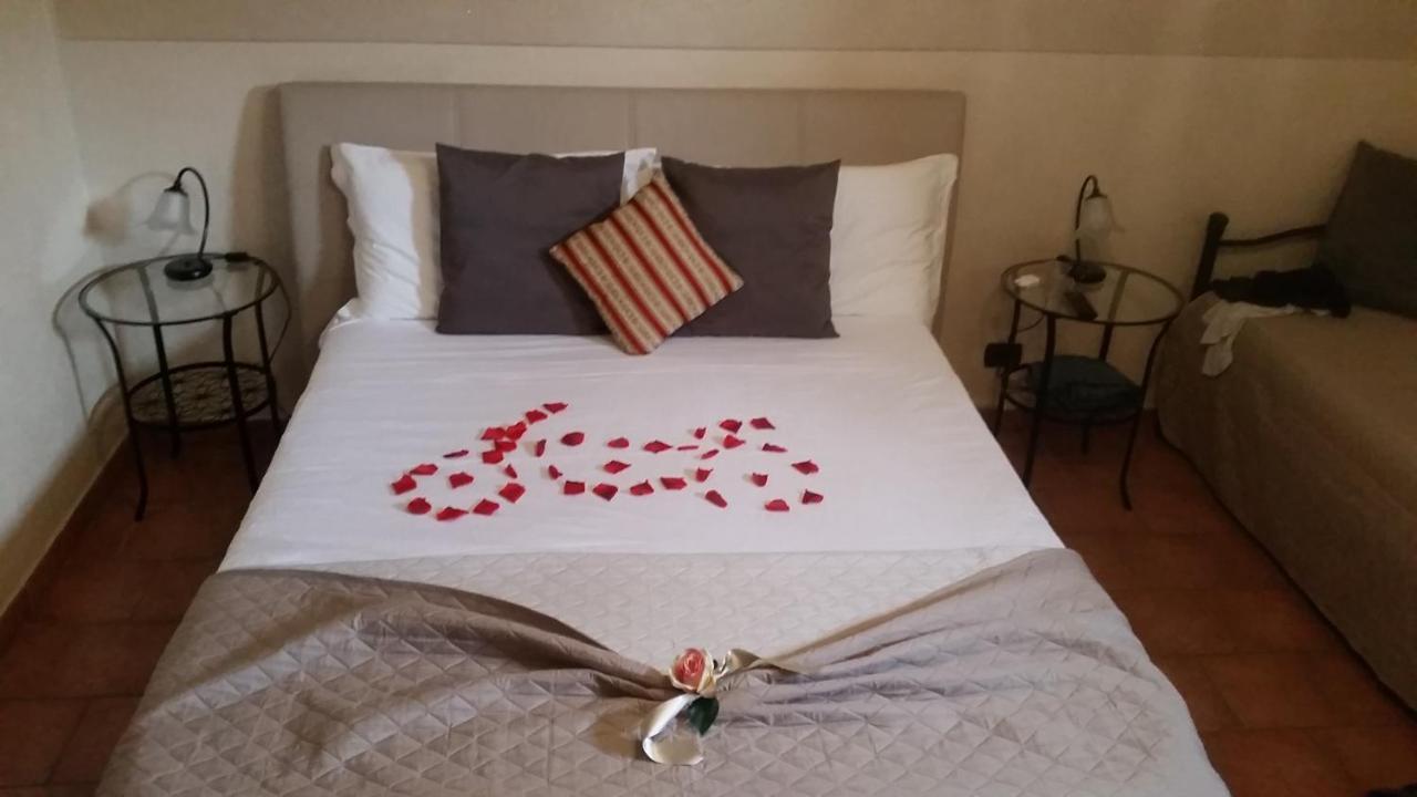 Villa Laura B&B ฟอสซาโน ภายนอก รูปภาพ